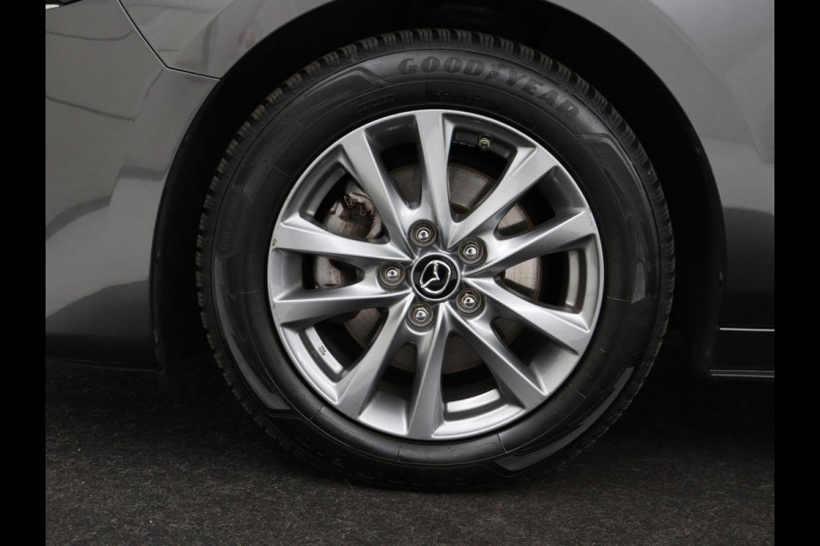 Mazda 3 2.0 e-SkyActiv-X 186 | Carplay | Camera | Stoel & Stuurverwarming | Full LED | Head-up | Adaptive Cruise | Navigatie