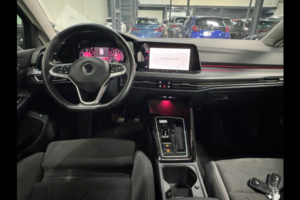 Volkswagen Golf 1.4 eHybrid Style | Memory seat | Massage | Adaptive cruise control | Elektrische stoel | Keyless | Apple Carplay | Parkeersensoren | Ambiance Verlichting |