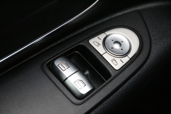 Mercedes-Benz Vito 124 CDI | Aut. | DC | 2x Schuifdeur | KAR-edition | Camera | Airco..