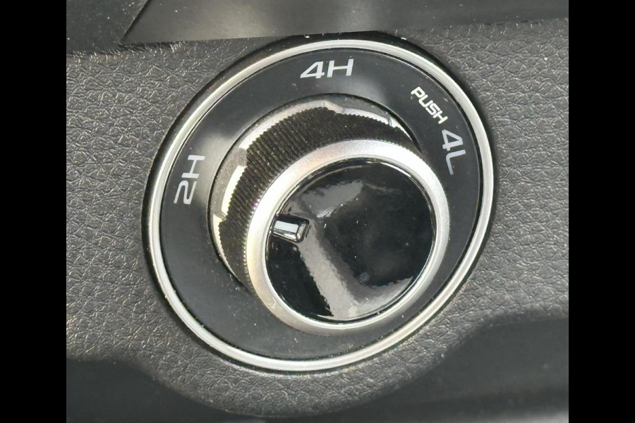 Isuzu D-max D-MAX V-Cross AT 4x4 Grijs kenteken 2zitpl.