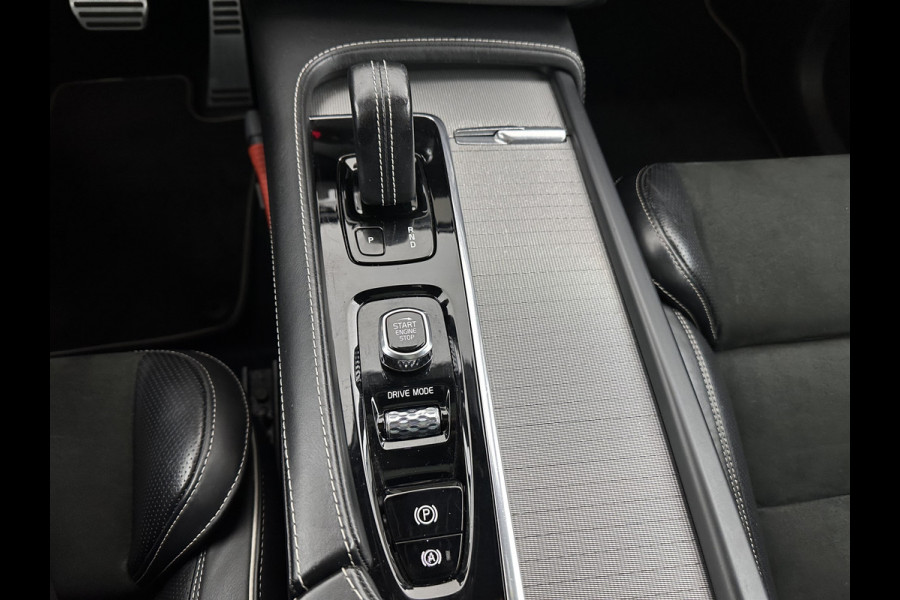 Volvo XC90 2.0 T8 R-Design Twin Engine AWD [ 7-Pers. ] (Plug-In) Aut. *PANO | LEATHER-ALCANTARA | FULL-LED | MEMORY-PACK | DIGI-COCKPIT | NAVI-FULLMAP | CARPLAY | ECC | HEATED-SPORTSEATS | LANE-ASSIST | PDC | HEAD-UP | TOWBAR | 20"ALU*