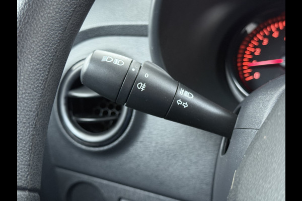 Dacia Dokker DCi Airco Navi Trekhaak Euro 6 DAB Bluetooth Essential Betonplex Vloer Lat om Lat betimmering Schuifdeur Origineel Nederlandse Auto 1.5DCI