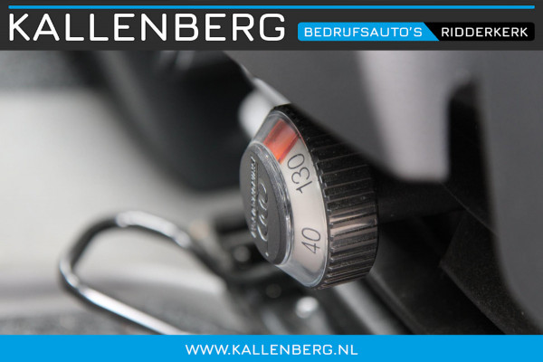 MAN TGE 35 2.0 140PK Automaat / Bakwagen / *LAADKLEP*/ 21m3 / Nieuwstaat / 30Dkm