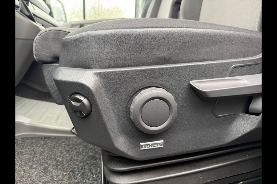 MAN TGE 35 2.0 140PK Automaat / Bakwagen / *LAADKLEP*/ 21m3 / Nieuwstaat / 30Dkm