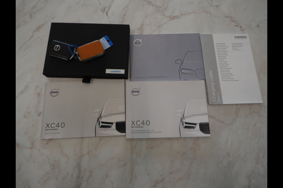 Volvo XC40 1.5 T5 Recharge R-Design | Panoramadak | Trekhaak | Harman/Kardon | Camera | Keyless | Zwarte Hemel | Carplay