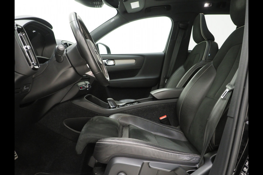 Volvo XC40 1.5 T5 Recharge R-Design | Panoramadak | Trekhaak | Harman/Kardon | Camera | Keyless | Zwarte Hemel | Carplay