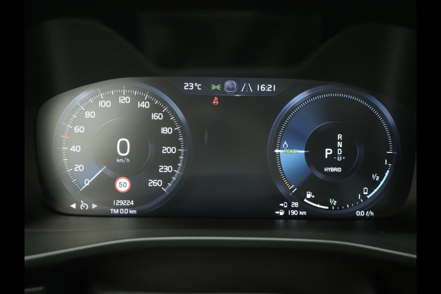 Volvo XC40 1.5 T5 Recharge R-Design | Panoramadak | Trekhaak | Harman/Kardon | Camera | Keyless | Zwarte Hemel | Carplay