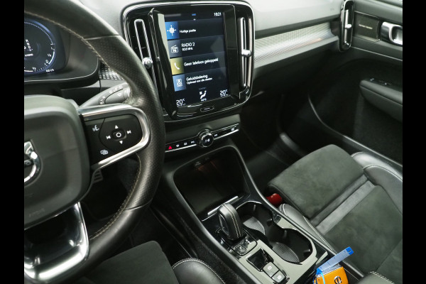Volvo XC40 1.5 T5 Recharge R-Design | Panoramadak | Trekhaak | Harman/Kardon | Camera | Keyless | Zwarte Hemel | Carplay