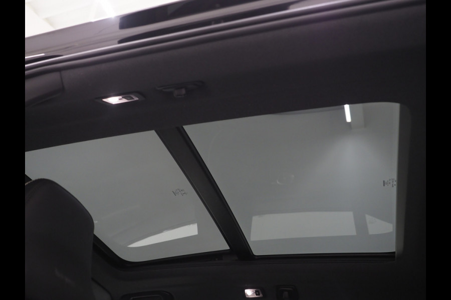 Volvo XC40 1.5 T5 Recharge R-Design | Panoramadak | Trekhaak | Harman/Kardon | Camera | Keyless | Zwarte Hemel | Carplay