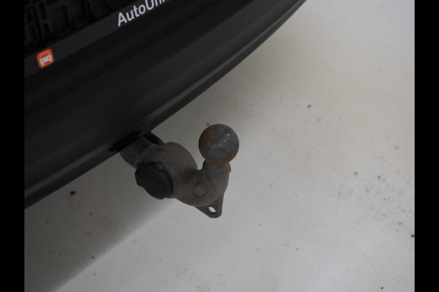 Volvo XC40 1.5 T5 Recharge R-Design | Panoramadak | Trekhaak | Harman/Kardon | Camera | Keyless | Zwarte Hemel | Carplay