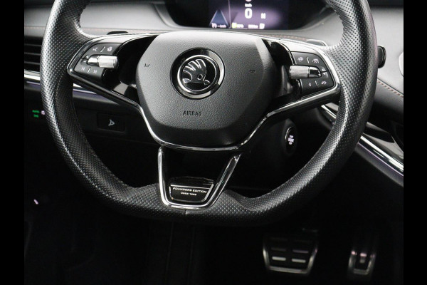 Škoda ENYAQ iV 80 Founders Edition Silver | SOH 90% | Trekhaak | Matrix LED | Carplay | Camera | Stuurverwarming | Keyless | Navigatie