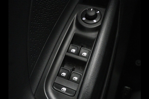 Škoda ENYAQ iV 80 Founders Edition Silver | SOH 90% | Trekhaak | Matrix LED | Carplay | Camera | Stuurverwarming | Keyless | Navigatie