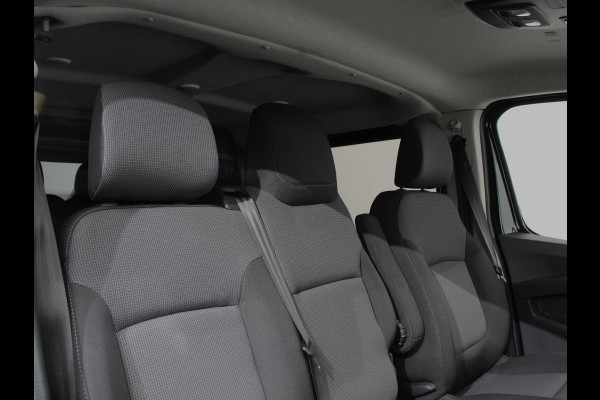 Renault Trafic 2.0 Blue dCi 150PK T30 L2H1 Advance Automaat Dubbele cabine Navigatie Airco Lichtmetalen velgen Betimmering Trekhaak Camera Parkeer sensoren Dab