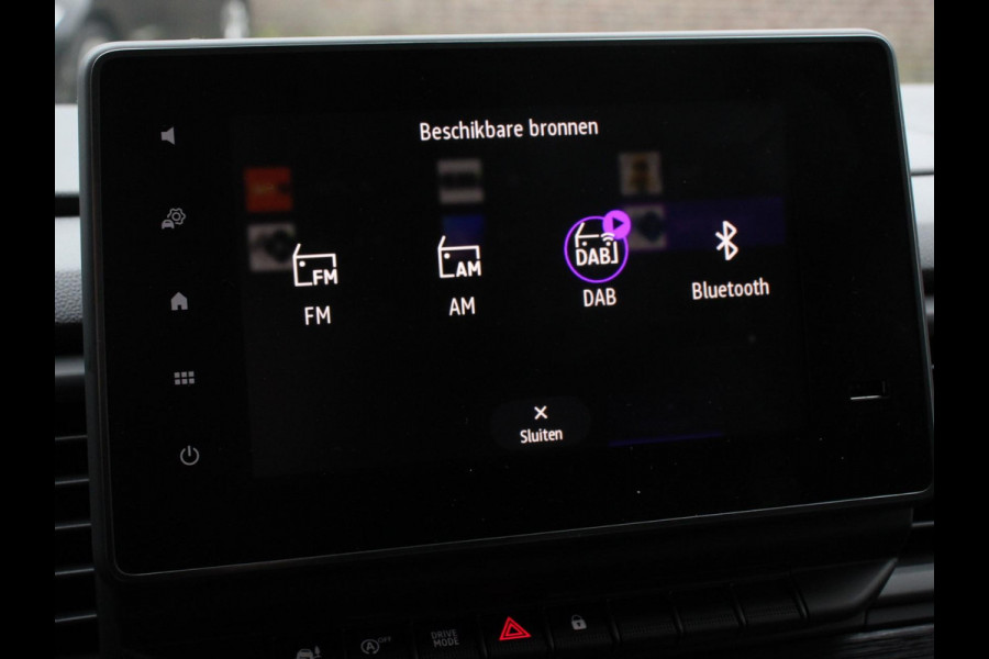 Renault Trafic 2.0 Blue dCi 150PK T30 L2H1 Advance Automaat Dubbele cabine Navigatie Airco Lichtmetalen velgen Betimmering Trekhaak Camera Parkeer sensoren Dab