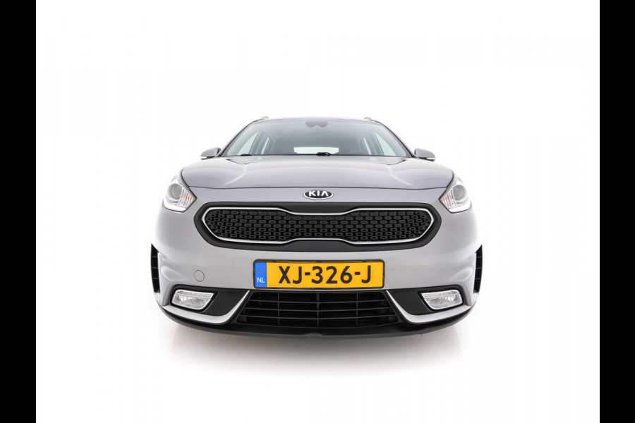 Kia Niro 1.6 GDi Hybrid ExecutiveLine Eco-Hybrid (INCL-BTW) Aut. *LEATHER-FABRIC | NAVI-FULLMAP | KEYLESS | CAMERA | COMFORTSEATS | DIGI-COCKPIT | LANE-ASSIST | ECC | CARPLAY | PDC | TOWBAR | 16''ALU*