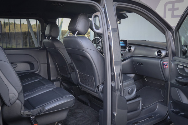 Mercedes-Benz V-Klasse 300d Extra Lang DC Avantgarde Edition AMG | AIRMATIC LUCHTVERING | FACELIFT | STOELVERWARMING | DISTRONIC PLUS ADAPTIVE CRUISE |