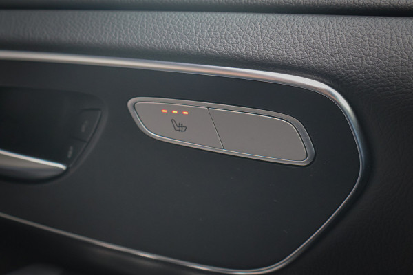 Mercedes-Benz V-Klasse 300d Extra Lang DC Avantgarde Edition AMG | AIRMATIC LUCHTVERING | FACELIFT | STOELVERWARMING | DISTRONIC PLUS ADAPTIVE CRUISE |