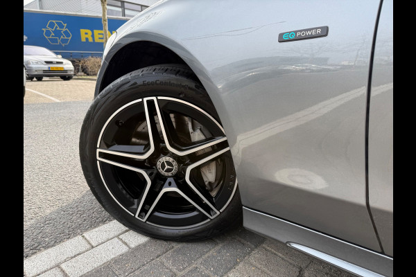 Mercedes-Benz C-Klasse Estate 300 e AMG 360º/LEER/NAVI/PANO