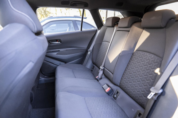 Toyota Corolla 1.8 Hybrid Business Plus | Navigatie | Camera | Clima