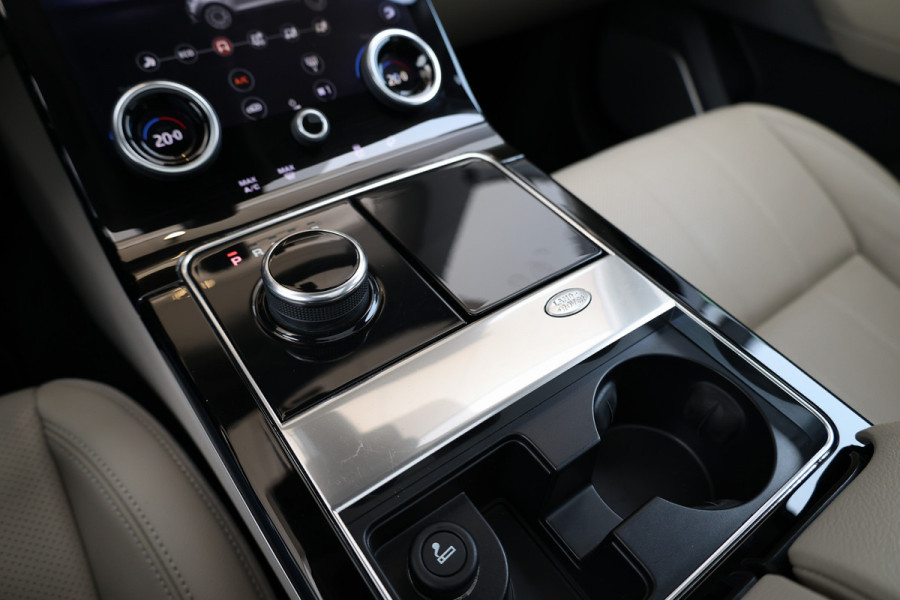 Land Rover Range Rover Velar 2.0 I4 Turbo AWD R-Dynamic HSE | TOPSTAAT! | NAP | PANO | MERIDIAN SURROUND | HUD | MEMORY | STUURVERW | KEYLESS |
