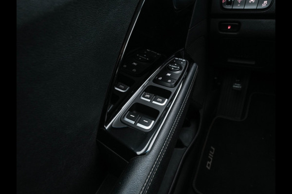 Kia Niro 1.6 GDi Hybrid ExecutiveLine Eco-Hybrid (INCL-BTW) Aut. *LEATHER-FABRIC | NAVI-FULLMAP | KEYLESS | CAMERA | COMFORTSEATS | DIGI-COCKPIT | LANE-ASSIST | ECC | CARPLAY | PDC | TOWBAR | 16''ALU*