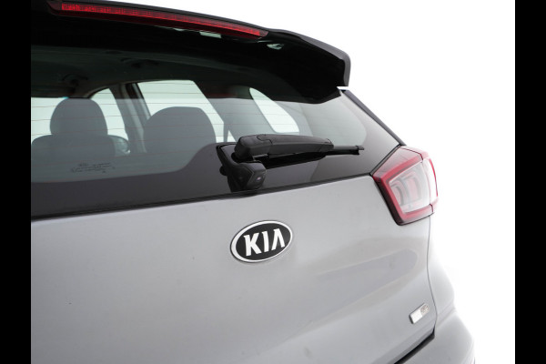 Kia Niro 1.6 GDi Hybrid ExecutiveLine Eco-Hybrid (INCL-BTW) Aut. *LEATHER-FABRIC | NAVI-FULLMAP | KEYLESS | CAMERA | COMFORTSEATS | DIGI-COCKPIT | LANE-ASSIST | ECC | CARPLAY | PDC | TOWBAR | 16''ALU*