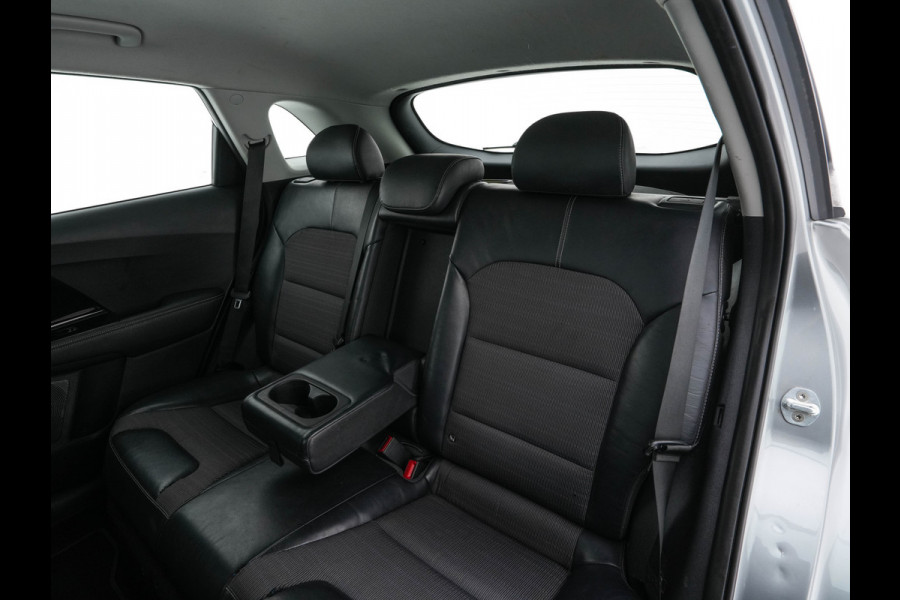 Kia Niro 1.6 GDi Hybrid ExecutiveLine Eco-Hybrid (INCL-BTW) Aut. *LEATHER-FABRIC | NAVI-FULLMAP | KEYLESS | CAMERA | COMFORTSEATS | DIGI-COCKPIT | LANE-ASSIST | ECC | CARPLAY | PDC | TOWBAR | 16''ALU*