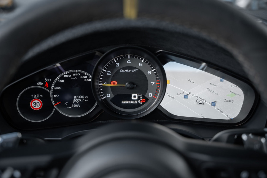 Porsche Cayenne Coupé 4.0 Turbo GT - Origineel NL | Sport Chrono + | Keramisch | Burmester | Carbon