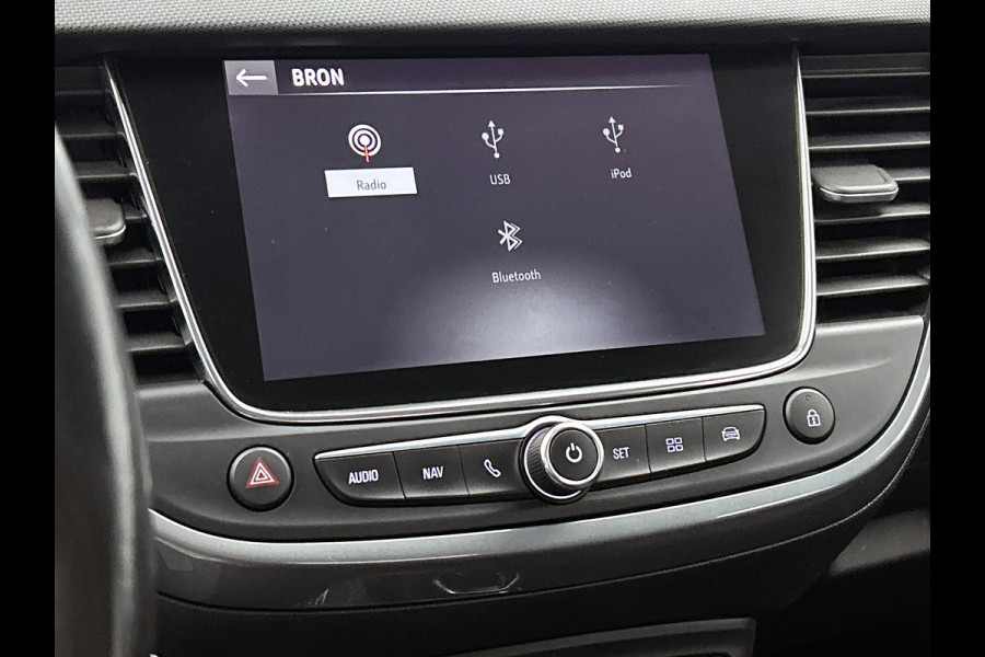 Opel Crossland 1.2 T 131PK Automaat Elegance / Distributie vv bij 89Dkm / Trekhaak / Cruise / Carplay / Lmv / Led / Ecc / Navi / Apk 03-2027