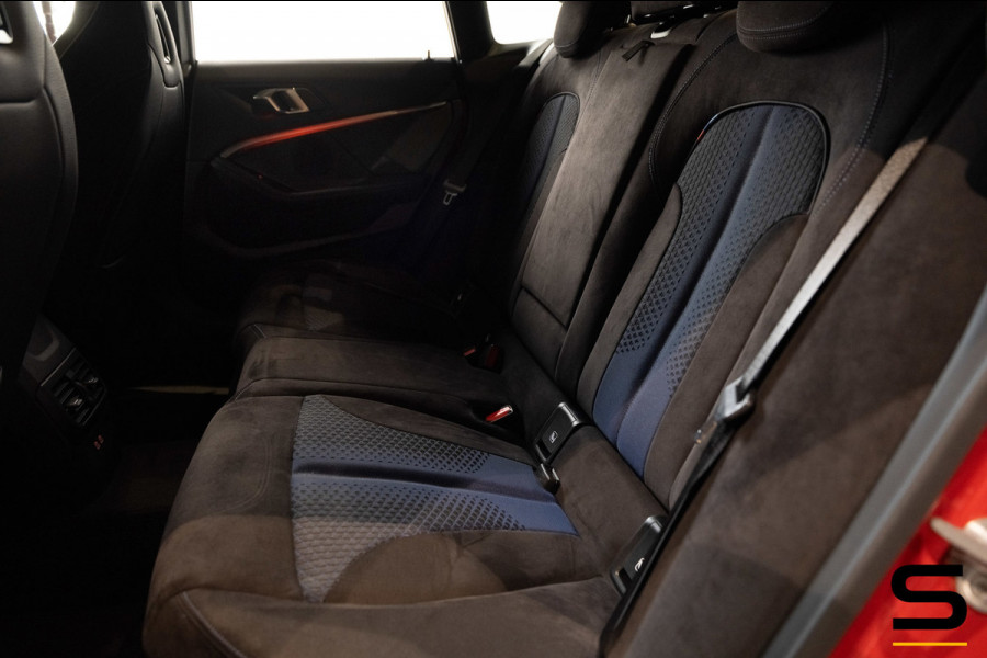 BMW 2 Serie Gran Coupé 218i High Executive|M-sport|NAP|Pano