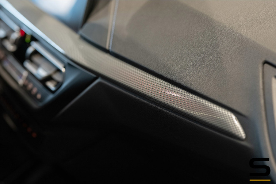 BMW 2 Serie Gran Coupé 218i High Executive|M-sport|NAP|Pano