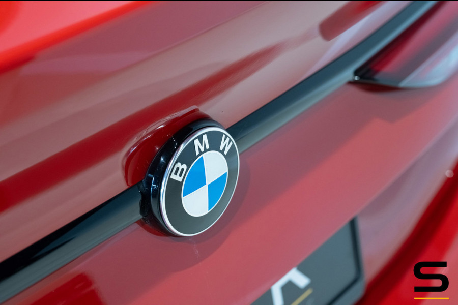 BMW 2 Serie Gran Coupé 218i High Executive|M-sport|NAP|Pano