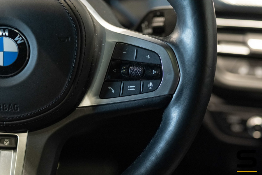 BMW 2 Serie Gran Coupé 218i High Executive|M-sport|NAP|Pano