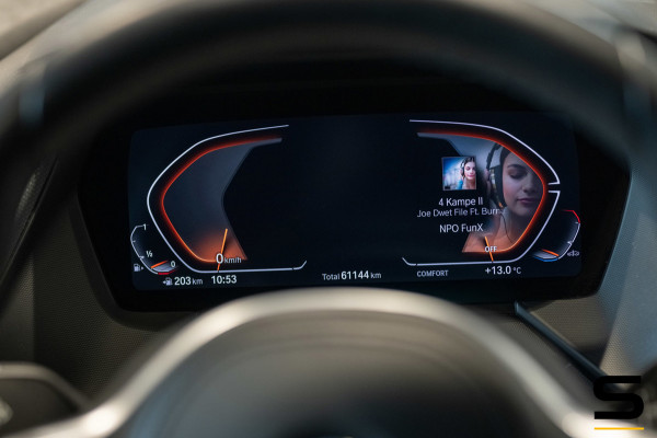 BMW 2 Serie Gran Coupé 218i High Executive|M-sport|NAP|Pano