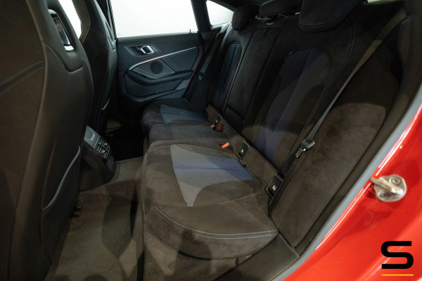 BMW 2 Serie Gran Coupé 218i High Executive|M-sport|NAP|Pano