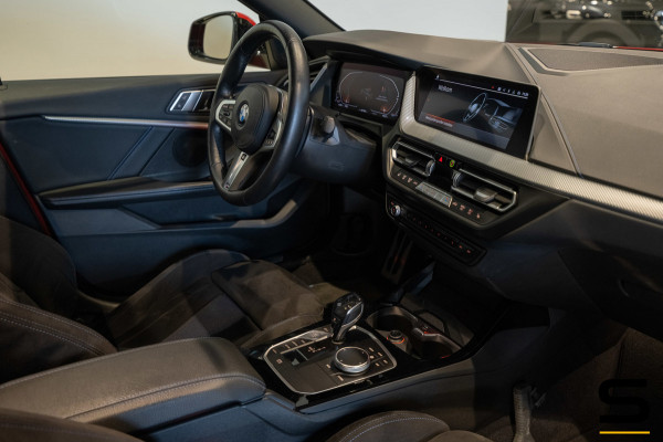 BMW 2 Serie Gran Coupé 218i High Executive|M-sport|NAP|Pano