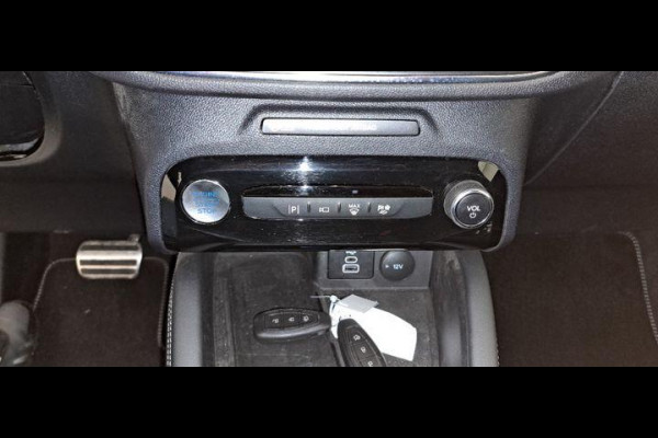 Ford Kuga 2.5 FHEV Active X 190pk | Driver Assistance Pack | 4WD | Technology Pack | Trekhaak afneembaar | 2.100kg Trekgewicht | Winterpack | Geen stekker nodig