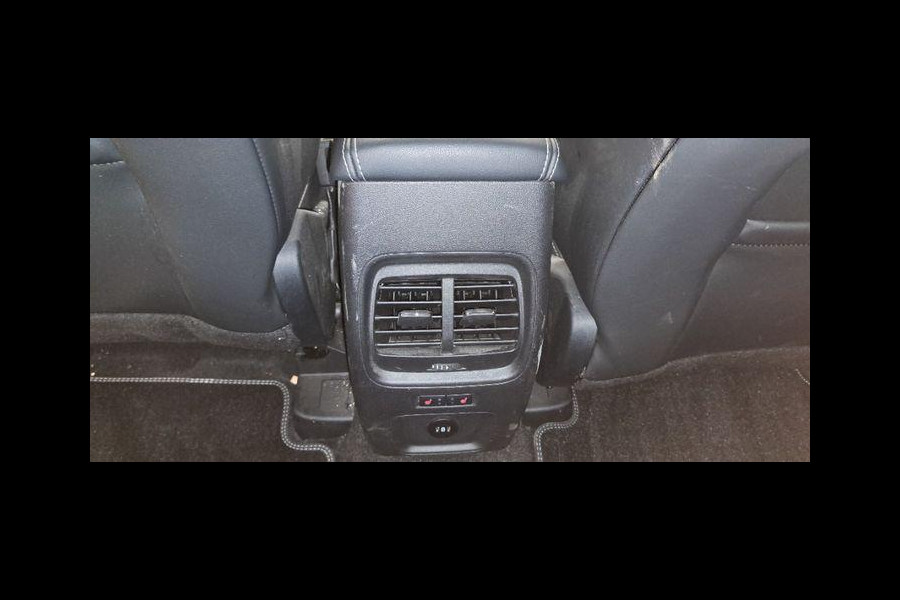 Ford Kuga 2.5 FHEV Active X 190pk | Driver Assistance Pack | 4WD | Technology Pack | Trekhaak afneembaar | 2.100kg Trekgewicht | Winterpack | Geen stekker nodig