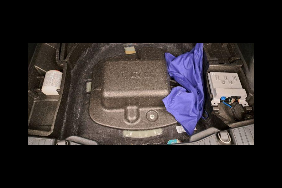 Ford Kuga 2.5 FHEV Active X 190pk | Driver Assistance Pack | 4WD | Technology Pack | Trekhaak afneembaar | 2.100kg Trekgewicht | Winterpack | Geen stekker nodig