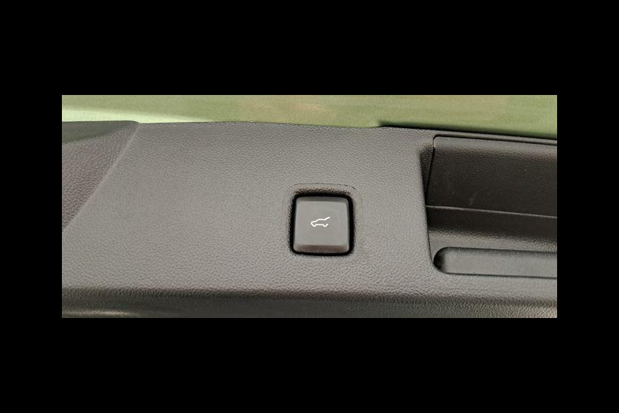 Ford Kuga 2.5 FHEV Active X 190pk | Driver Assistance Pack | 4WD | Technology Pack | Trekhaak afneembaar | 2.100kg Trekgewicht | Winterpack | Geen stekker nodig