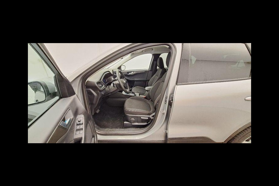 Ford Kuga 2.5 FHEV Titanium 190pk | Driver Assistance Pack | Wegklapbare Trekhaak | Geen stekker nodig | 1.600kg Trekgewicht | Michelin Cross Climate banden