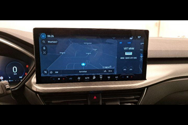 Ford Kuga 2.5 FHEV Titanium 190pk | Driver Assistance Pack | Wegklapbare Trekhaak | Geen stekker nodig | 1.600kg Trekgewicht | Michelin Cross Climate banden