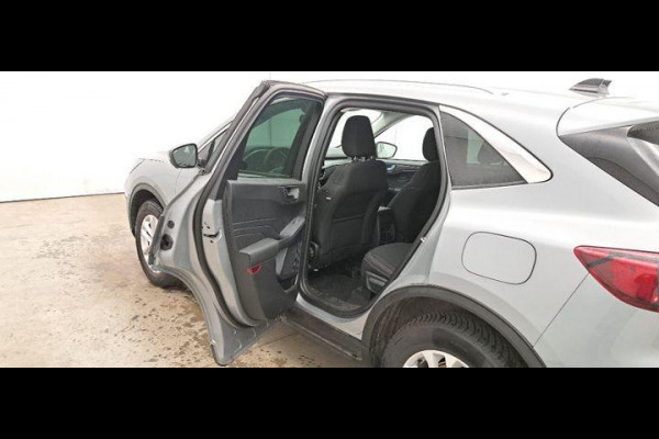 Ford Kuga 2.5 FHEV Titanium 190pk | Driver Assistance Pack | Wegklapbare Trekhaak | Geen stekker nodig | 1.600kg Trekgewicht | Michelin Cross Climate banden