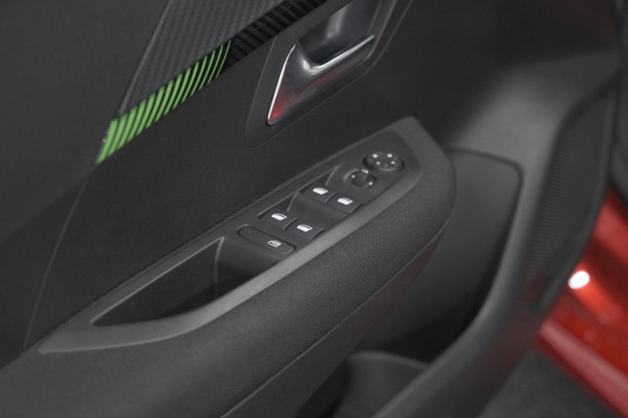 Peugeot 208 PureTech 100 Active | Navigatie | Cruise Control | Apple Carplay