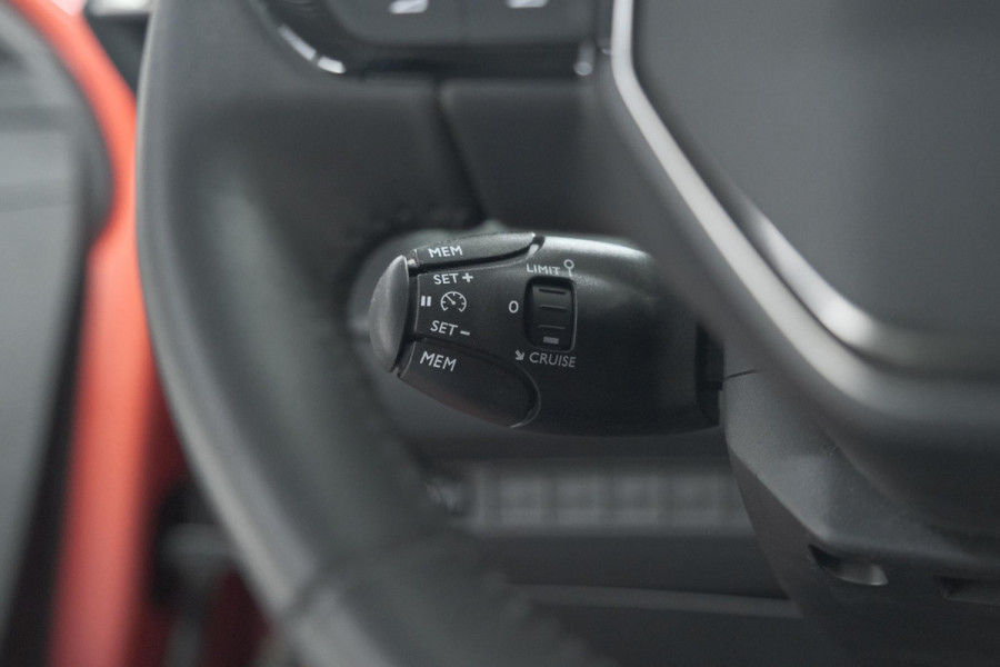 Peugeot 208 PureTech 100 Active | Navigatie | Cruise Control | Apple Carplay