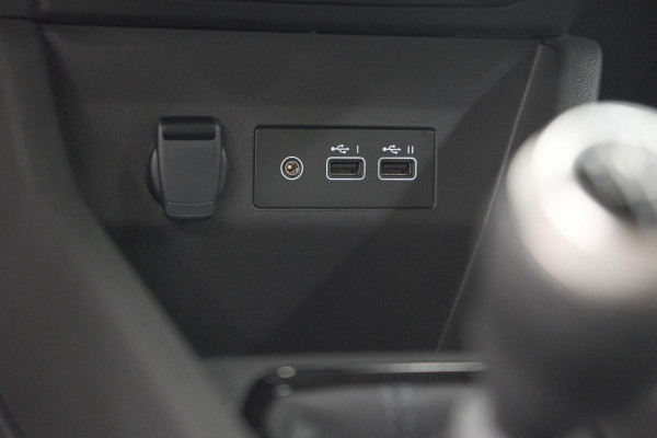 Renault Clio TCe 90 GPF evolution | Stoelverwarming | Parkeersensoren | Navigatie | Apple Carplay