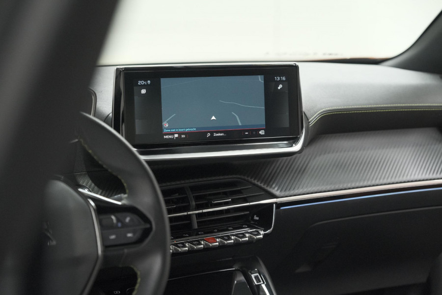 Peugeot 2008 PureTech 130 GT Pack | Leer-pakket | Camera | Dodehoekdetectie | Apple Carplay | Stoelverwarming