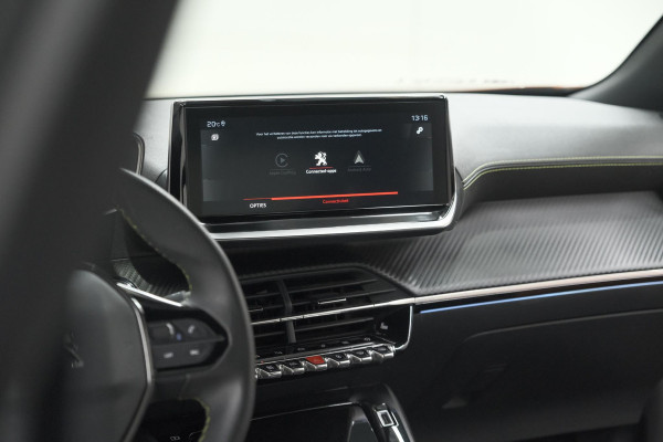 Peugeot 2008 PureTech 130 GT Pack | Leer-pakket | Camera | Dodehoekdetectie | Apple Carplay | Stoelverwarming
