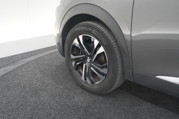 Peugeot 2008 PureTech 130 EAT8 Allure Pack | Stoelverwarming | Adaptieve Cruise Control | Camera
