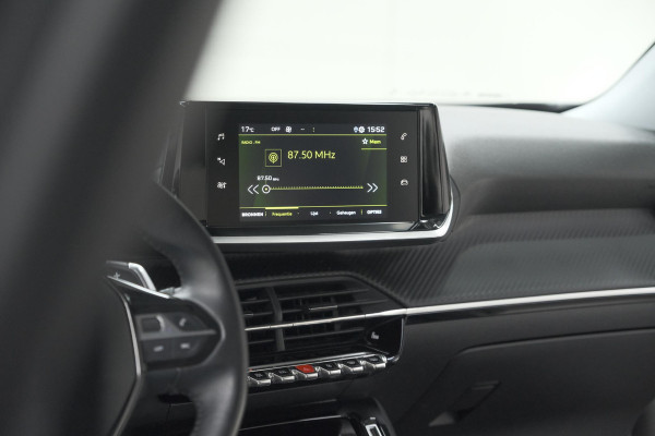 Peugeot 2008 PureTech 130 EAT8 Allure Pack | Stoelverwarming | Adaptieve Cruise Control | Camera